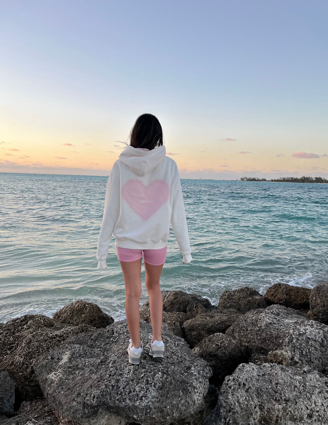 Radiate Love Hoodie amare