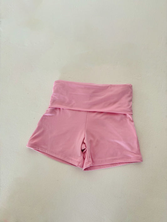 Evia Shorts (barbie pink new)