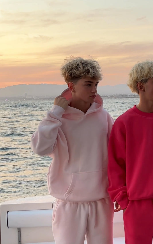 Classic hoodie (shell pink)